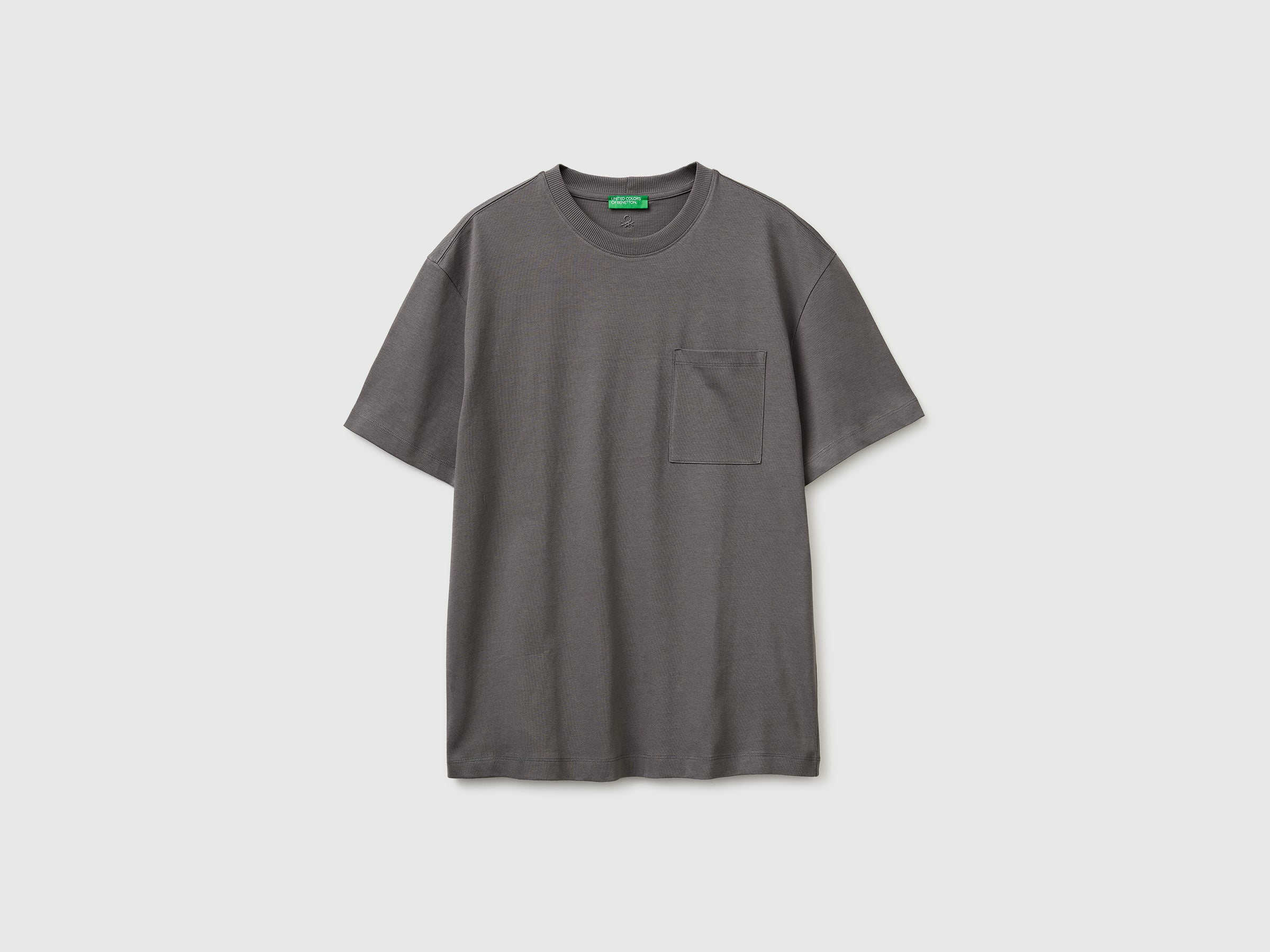 T-shirt with pocket - ucb_image_FS
