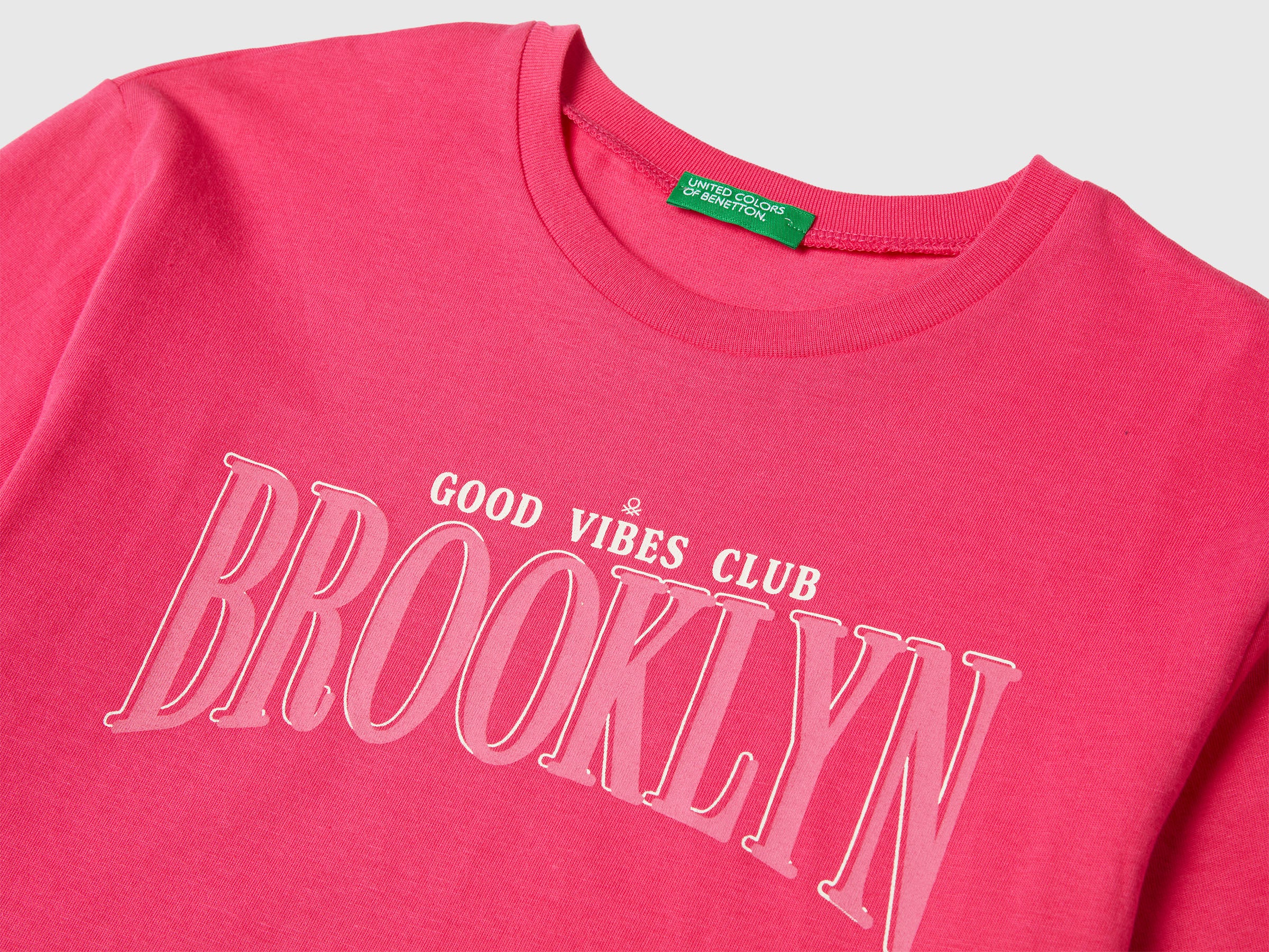 T-shirt com estampa - ucb_image_DS1