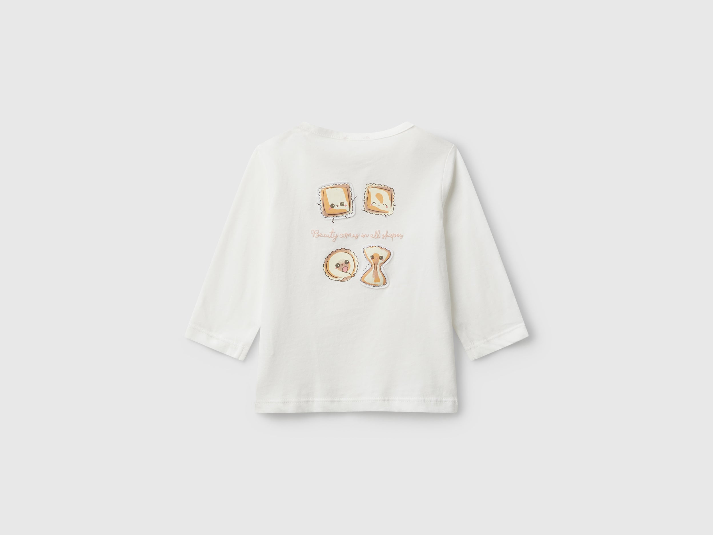 T-shirt com estampa e patch - ucb_image_BS