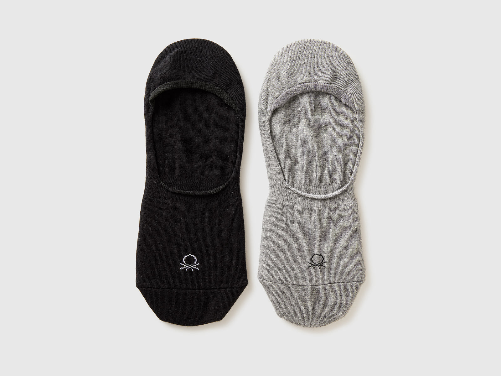 Two pairs of ghosts - ucb_image_FS
