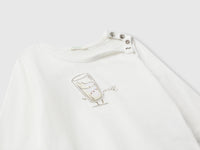 T-shirt com estampa e patch - ucb_image_DS1