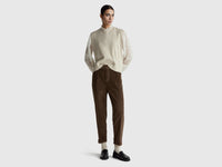 Chinos em veludo com cintura elástica - ucb_image_FY