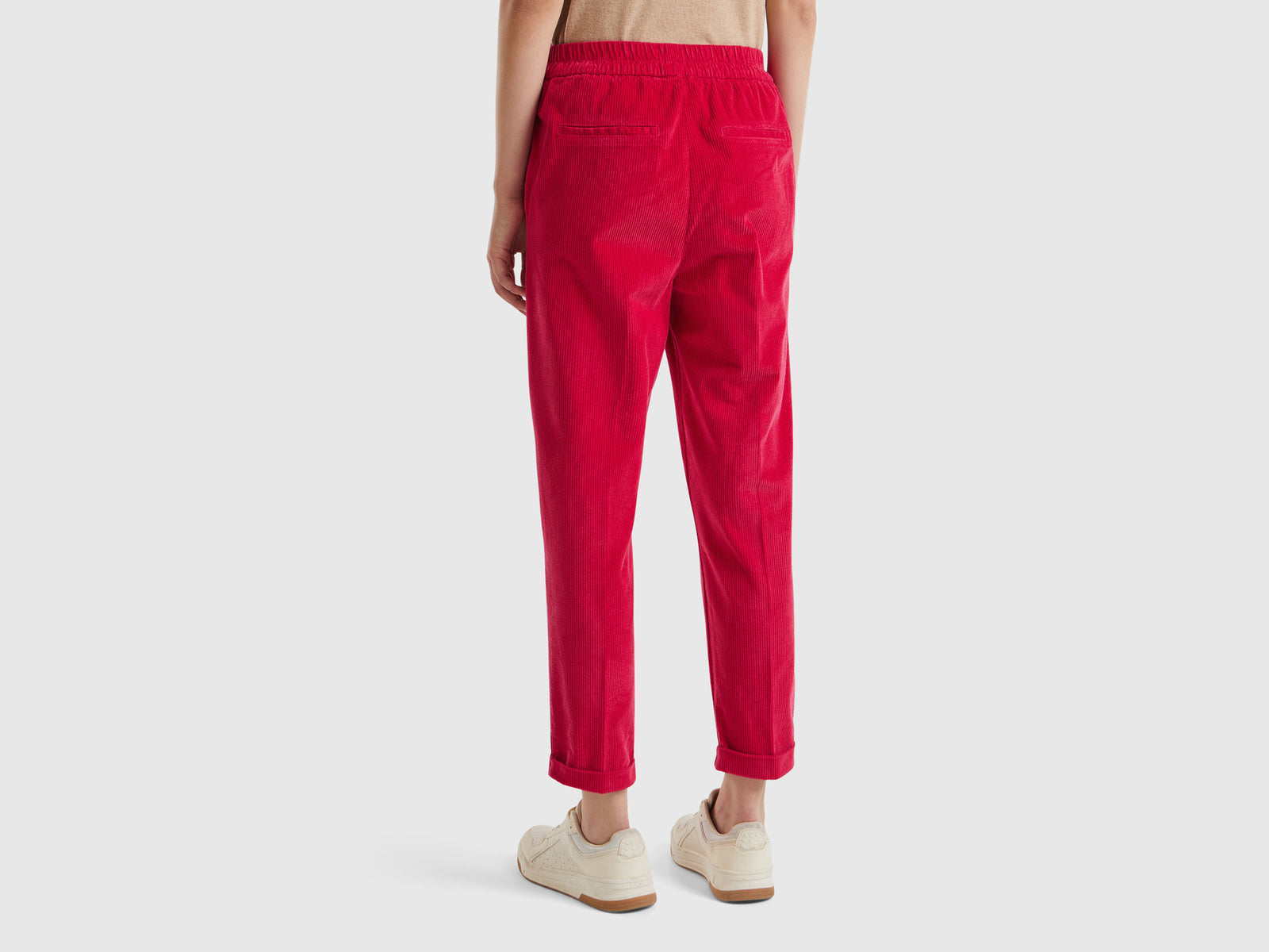 Chinos em veludo com cintura elástica - ucb_image_B
