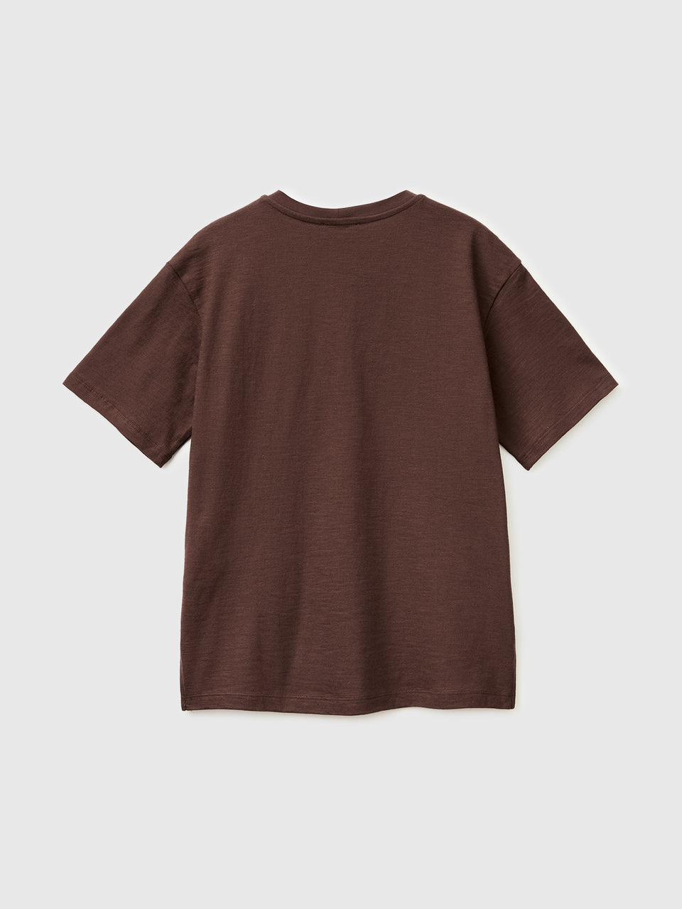 V-neck t-shirt in lightweight cotton - ucb_image_BS