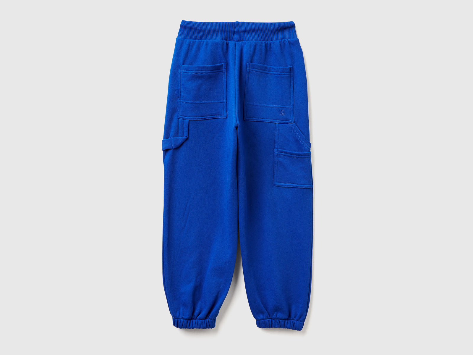 Joggers amplas com bolsos - ucb_image_BS