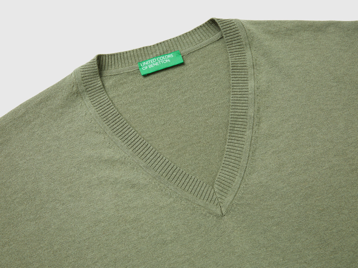 Camisola decote em V em algodão e lã - ucb_image_DS1