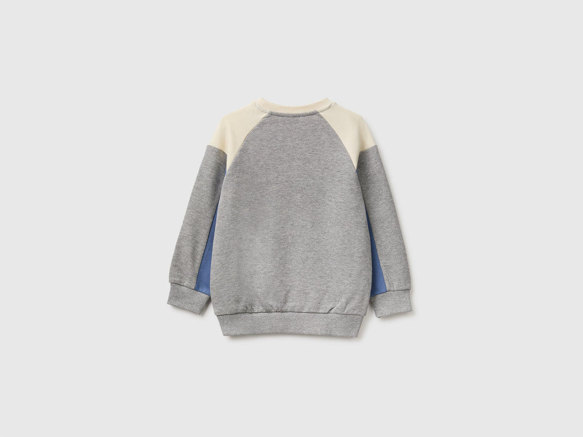 Sweat color block - ucb_image_BS