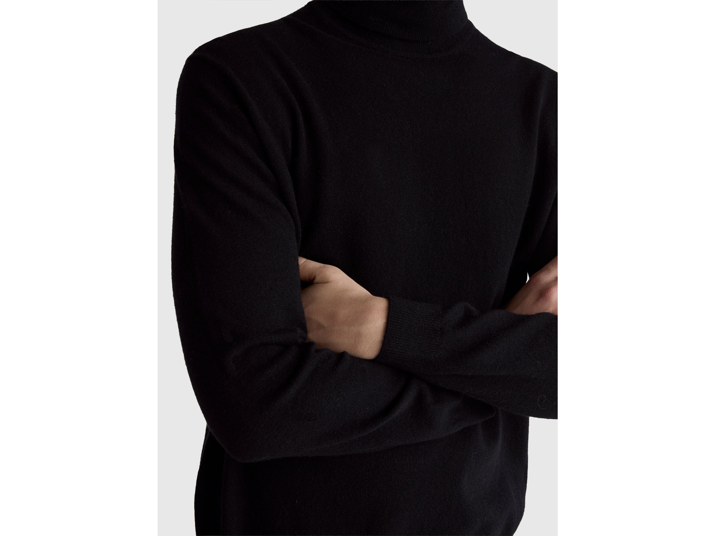 Camisola de gola alta preta em pura lã Merino - ucb_image_FY