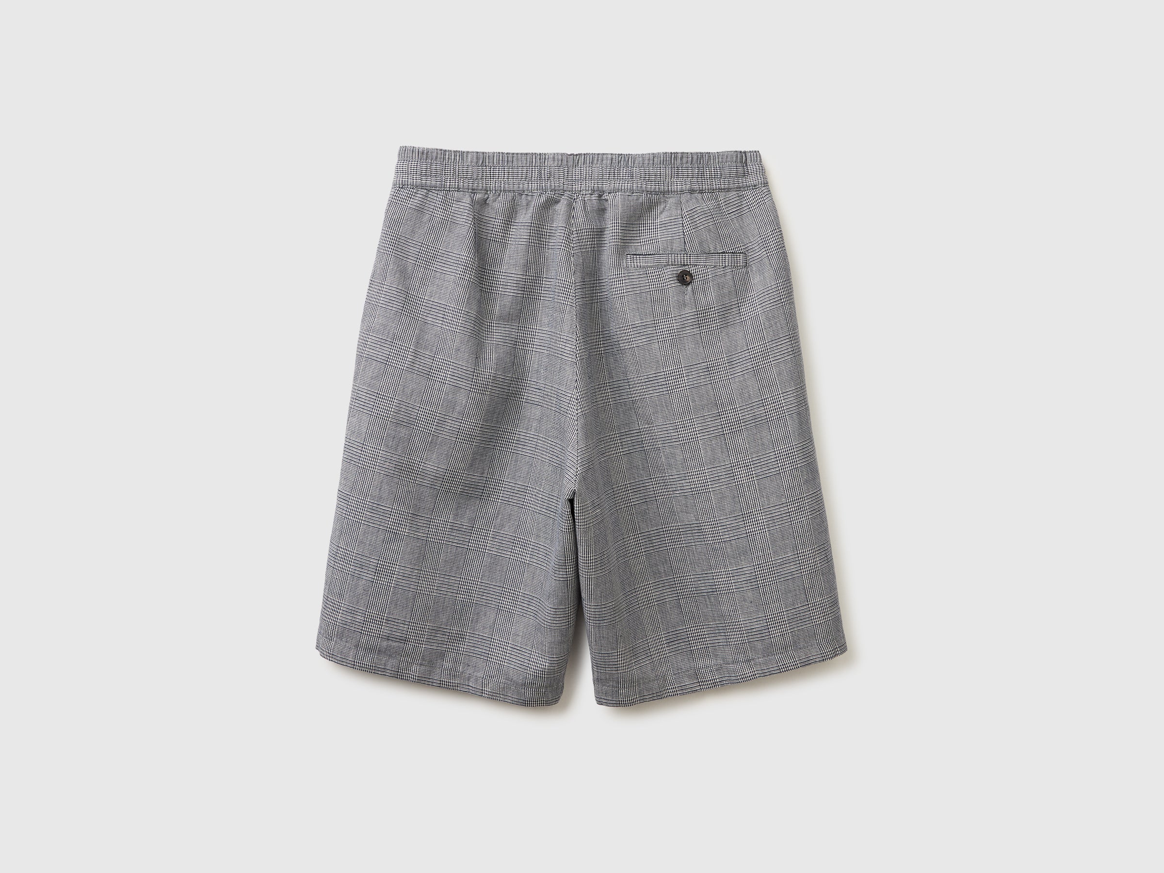 Bermudas regular fit em mistura de linho - ucb_image_BS