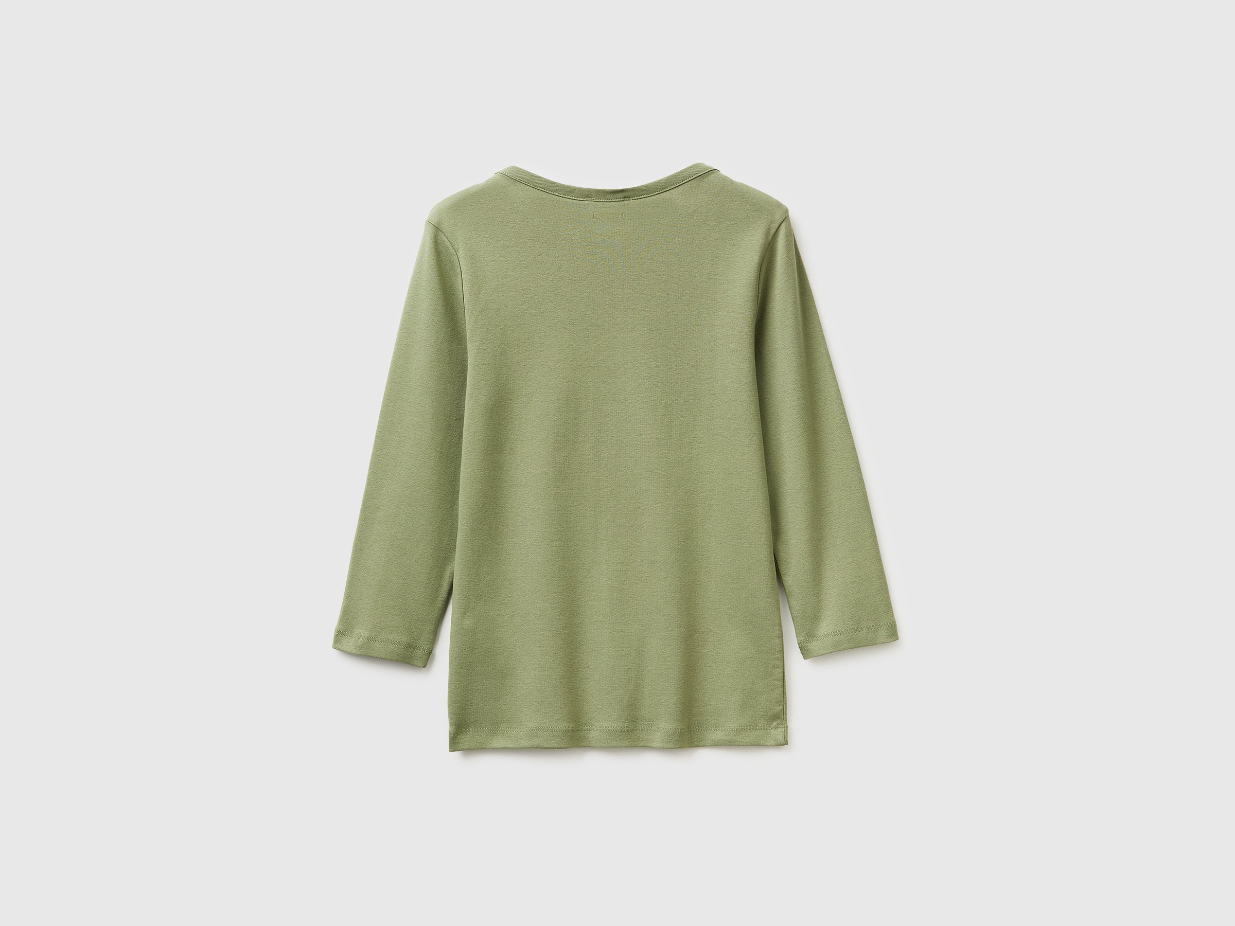 Slim fit t-shirt with boat neck - ucb_image_BS