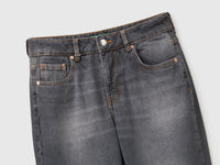Jeans mom fit - ucb_image_FY