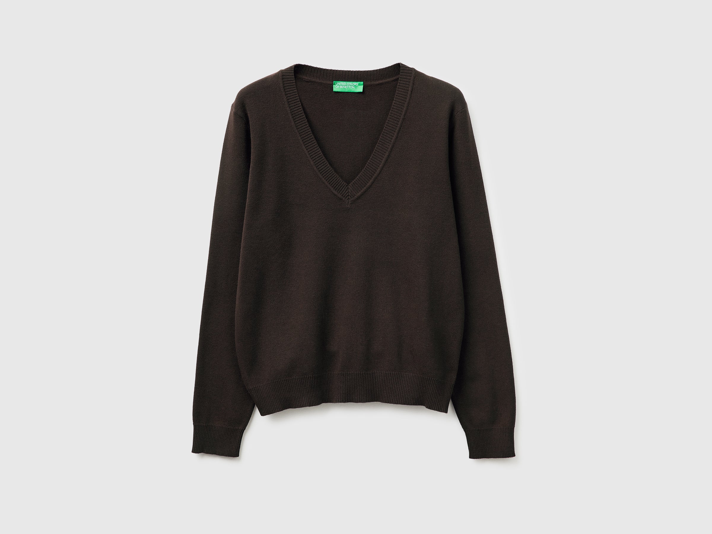 Camisola castanho em algodão tricot com decote em V - ucb_image_FS