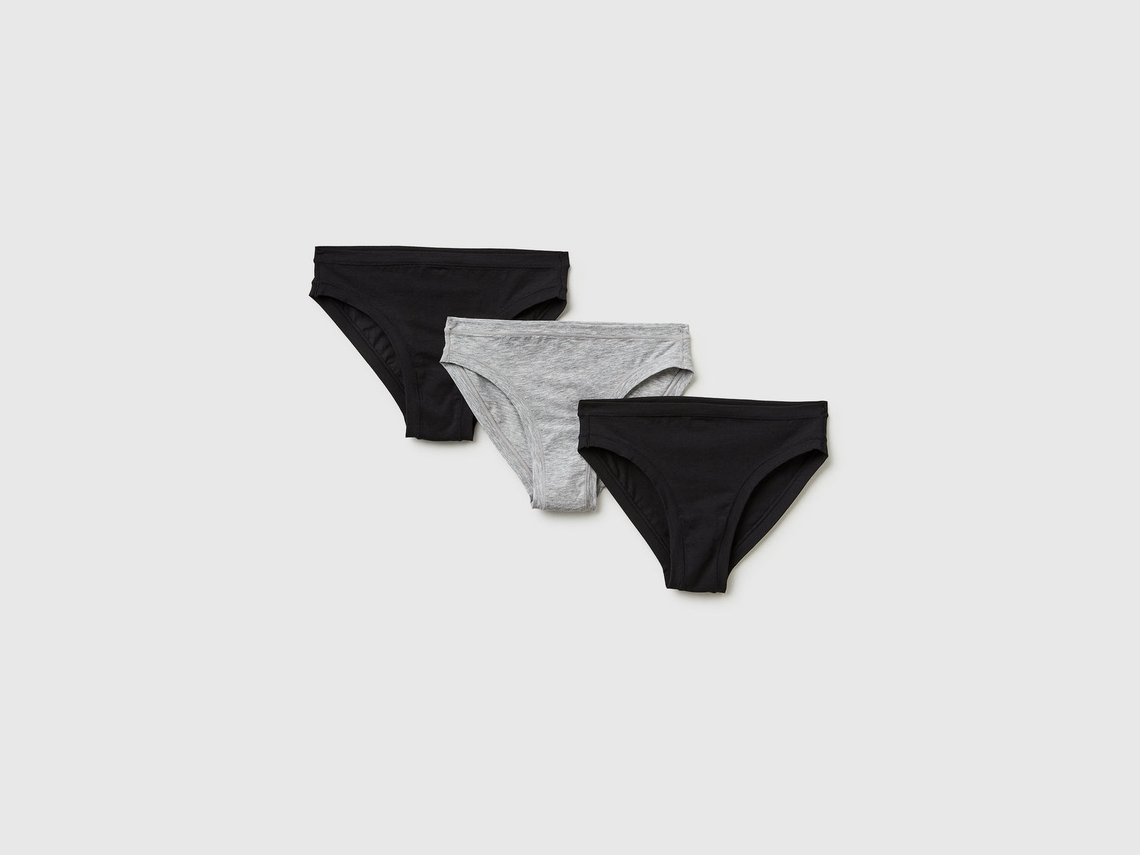 Three low-cut briefs in super stretch cotton - ucb_image_FS