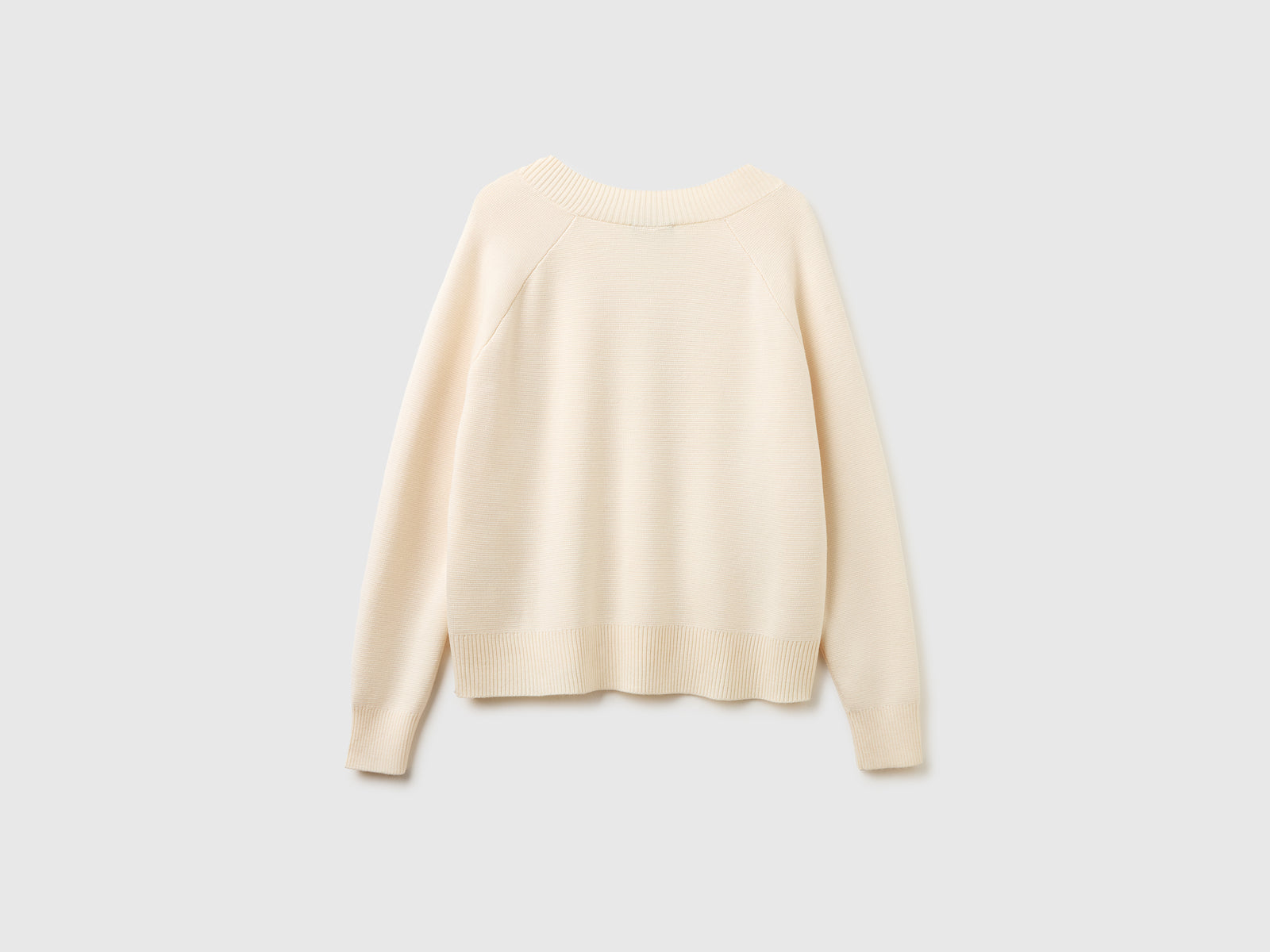 Camisola trabalhada com decote em V - ucb_image_BS