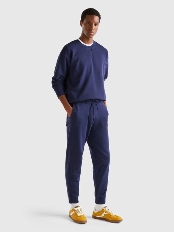 Men - Sweatshirts & Sweatpants