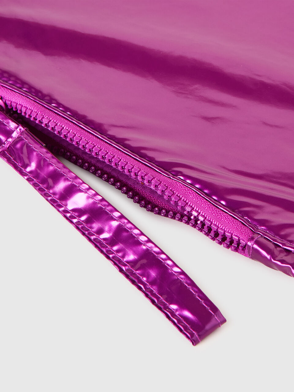 BEAUTY CASE image number null