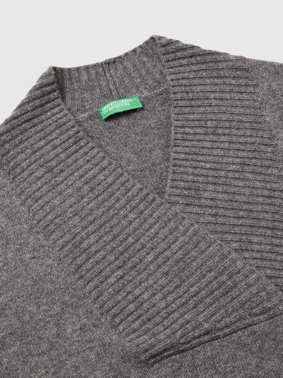 V NECK SWEATER L/S Women image number null