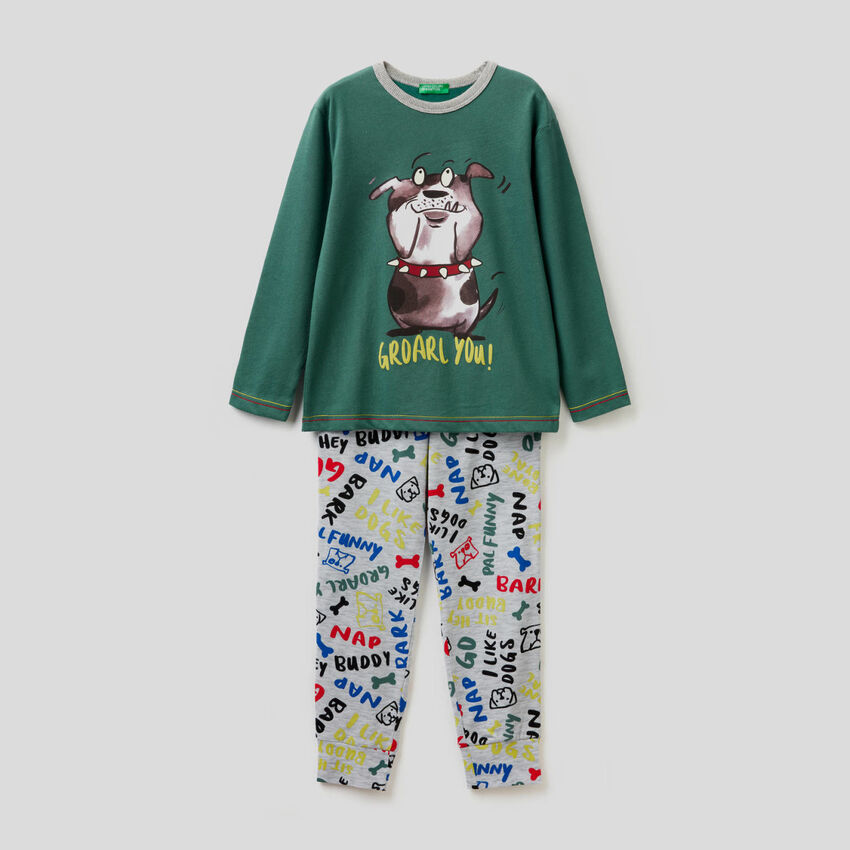 Cotton pyjamas with patterned trousers