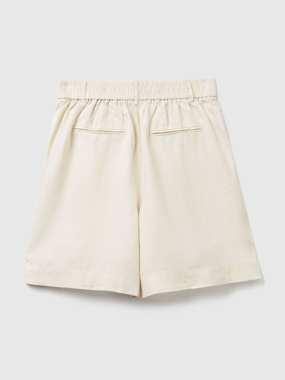 BERMUDA Women image number null