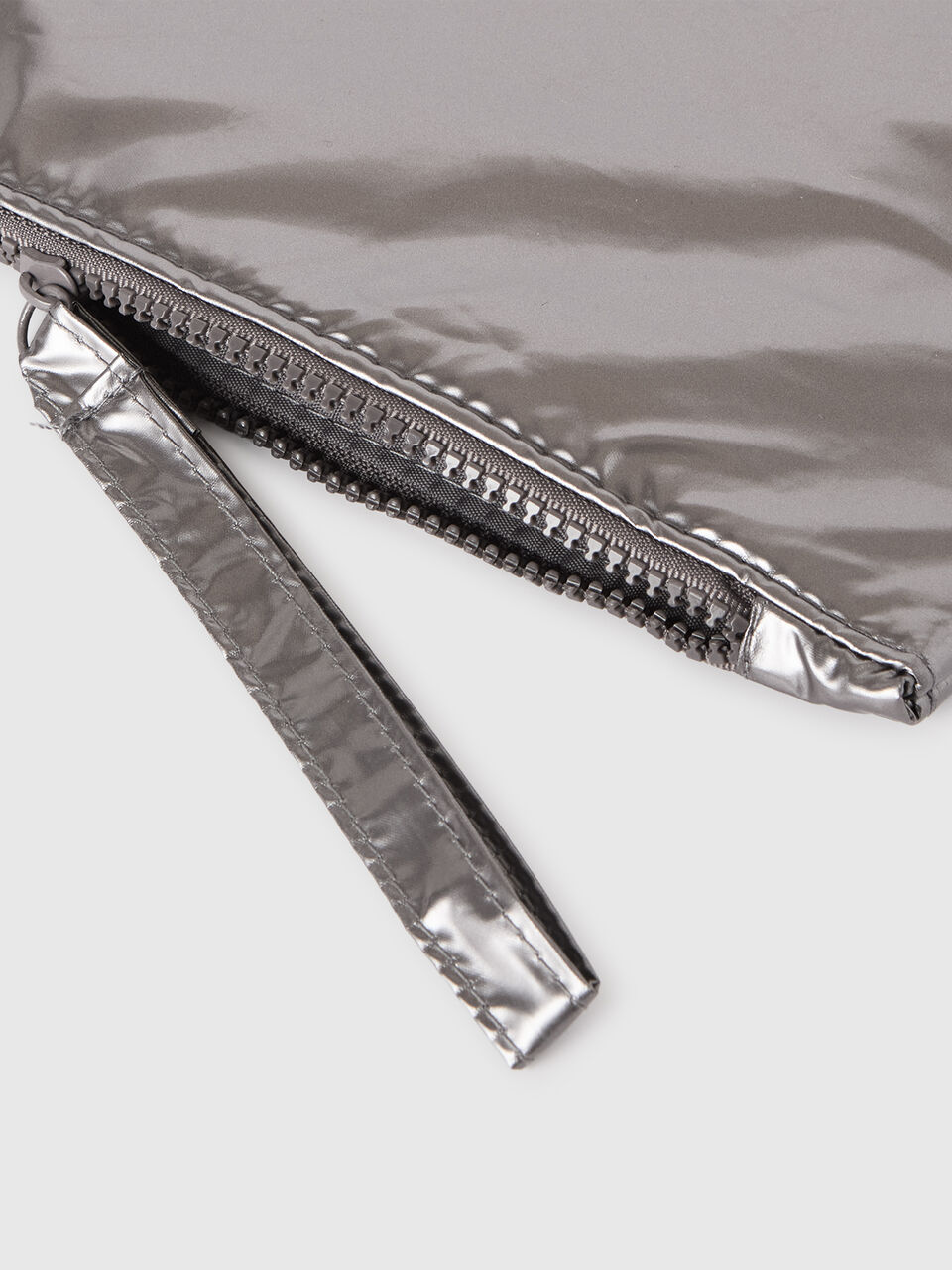 BEAUTY CASE image number null