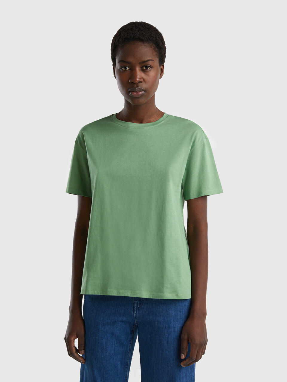 Short sleeve 100% cotton t-shirt