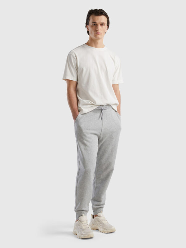 ONN Men's Grey Melange Supreme Cotton Rich Fabric Track Pant (Size : Small)  : : Clothing & Accessories