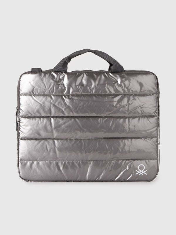 Tablet and accessory case