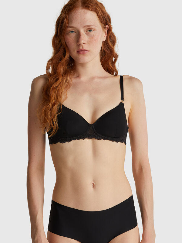 Padded bra with lace Women