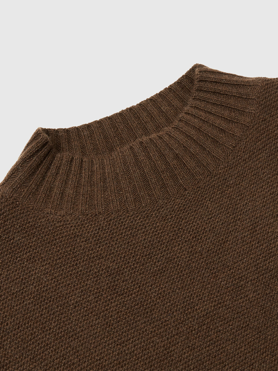 SLEEVELESS SWEATER Women image number null