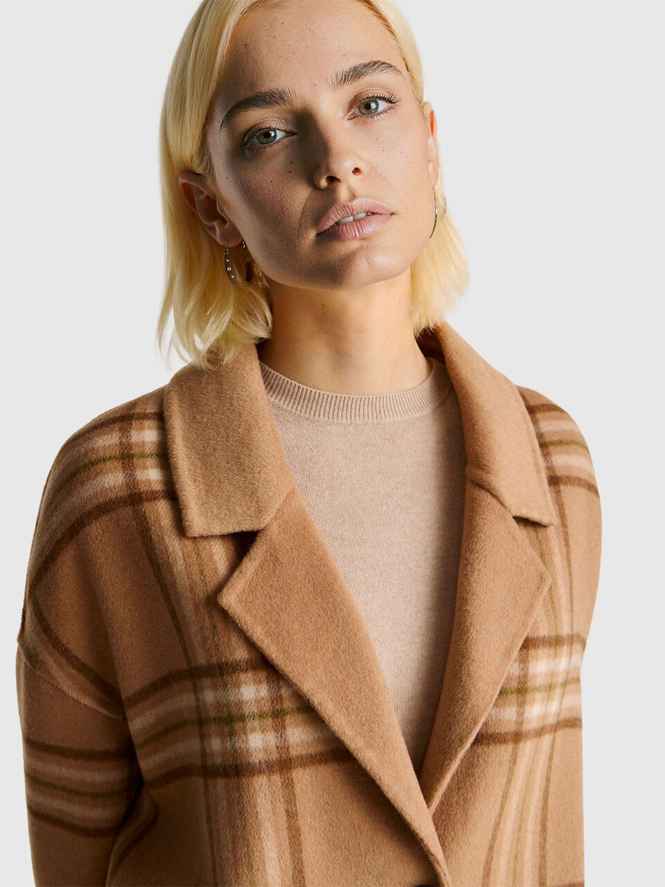 COAT Women image number null