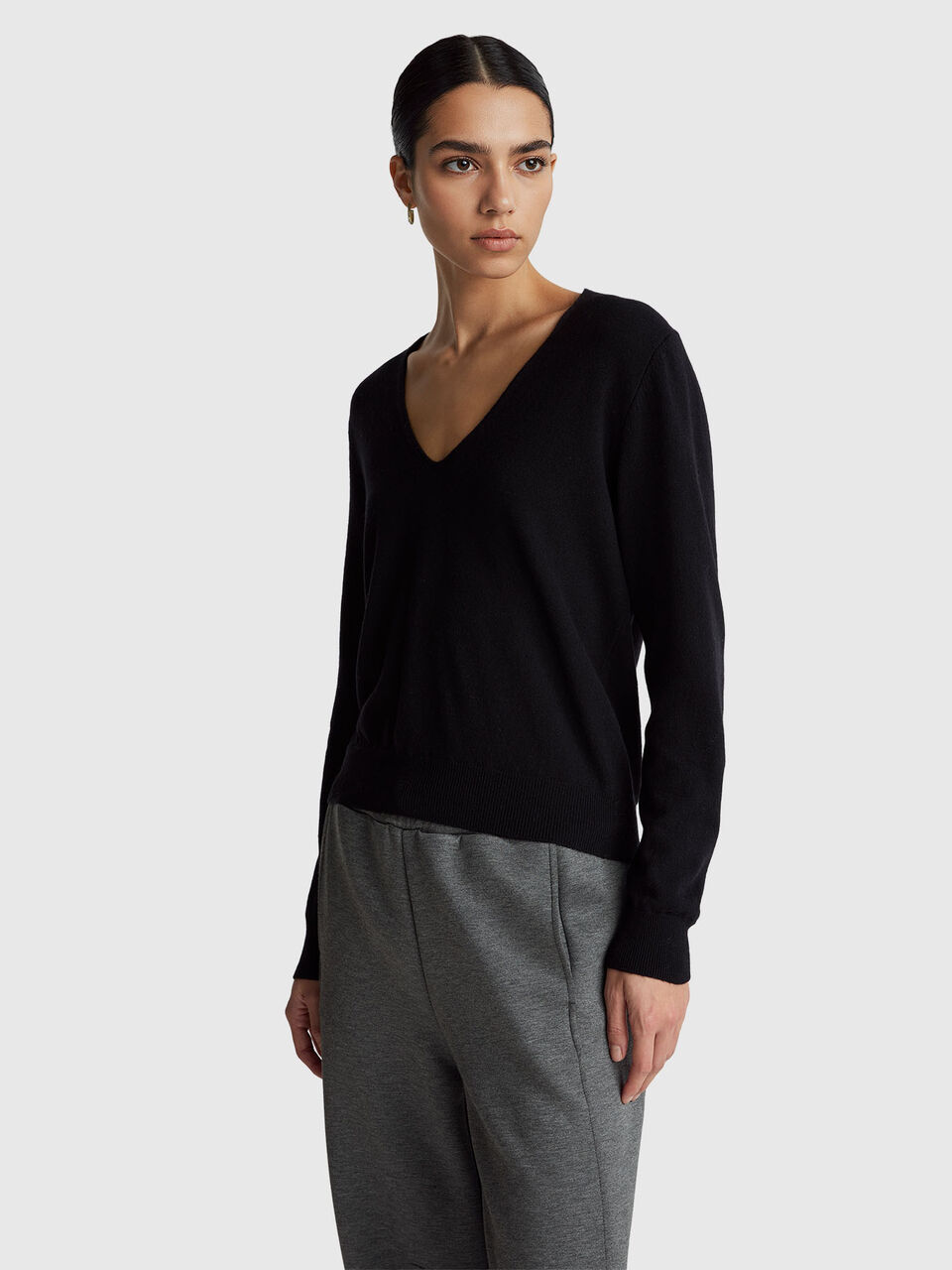 V NECK SWEATER L/S Women image number null