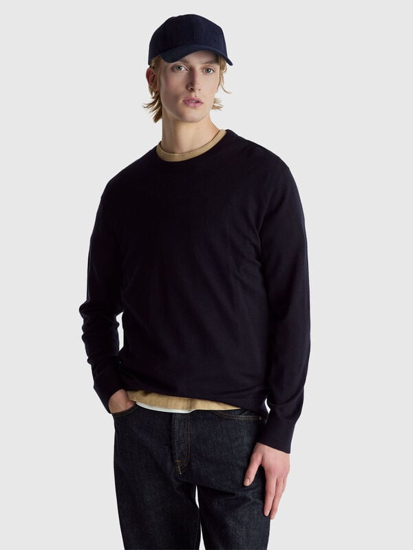Dark blue sweater in pure Merino wool Men