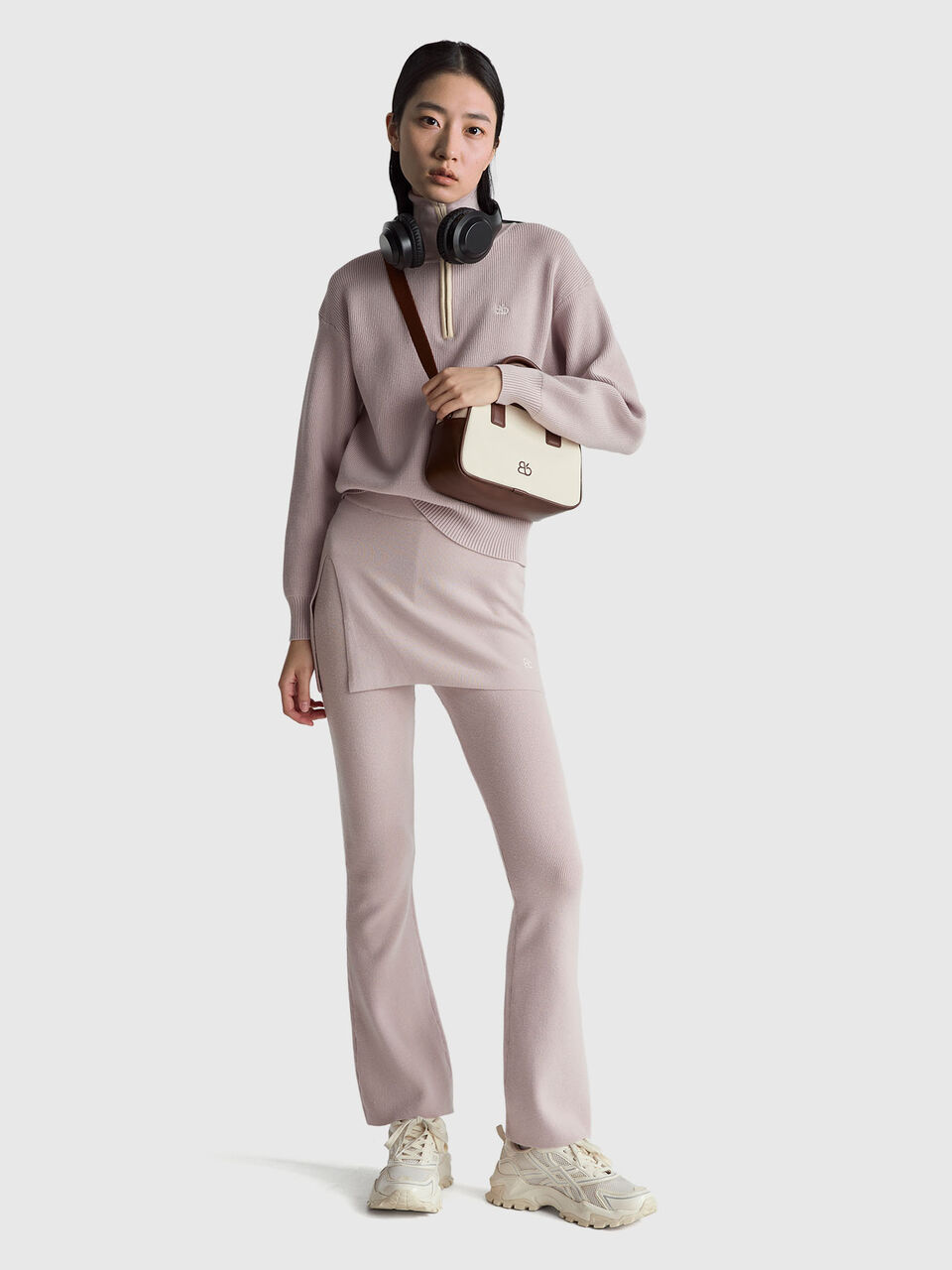 TROUSERS Women image number null