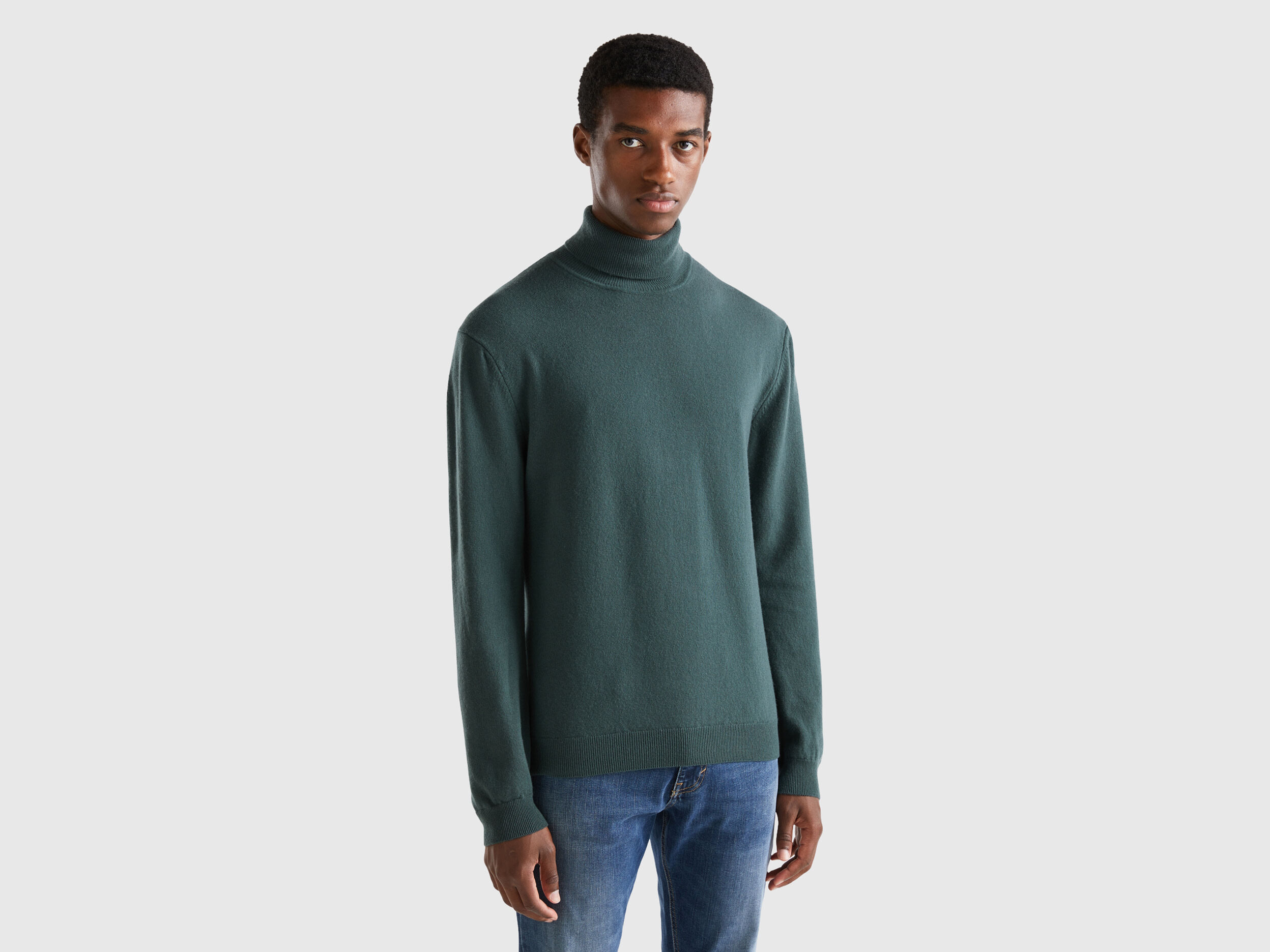 Dark green sale turtle neck