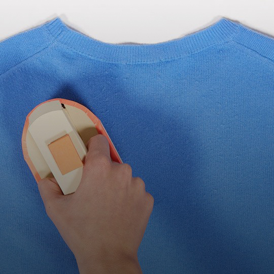 how to remove fuzz benetton