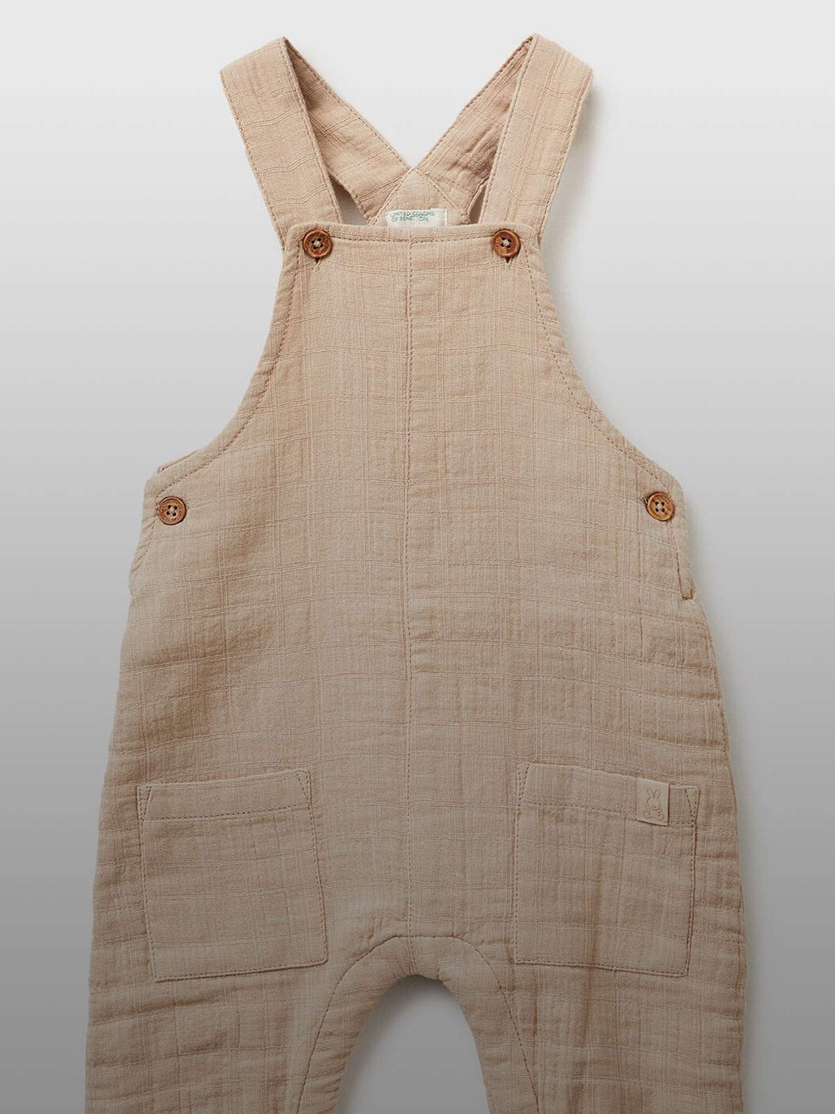 new born <span class="text-l playful">(0 - 18 months)</span> benetton