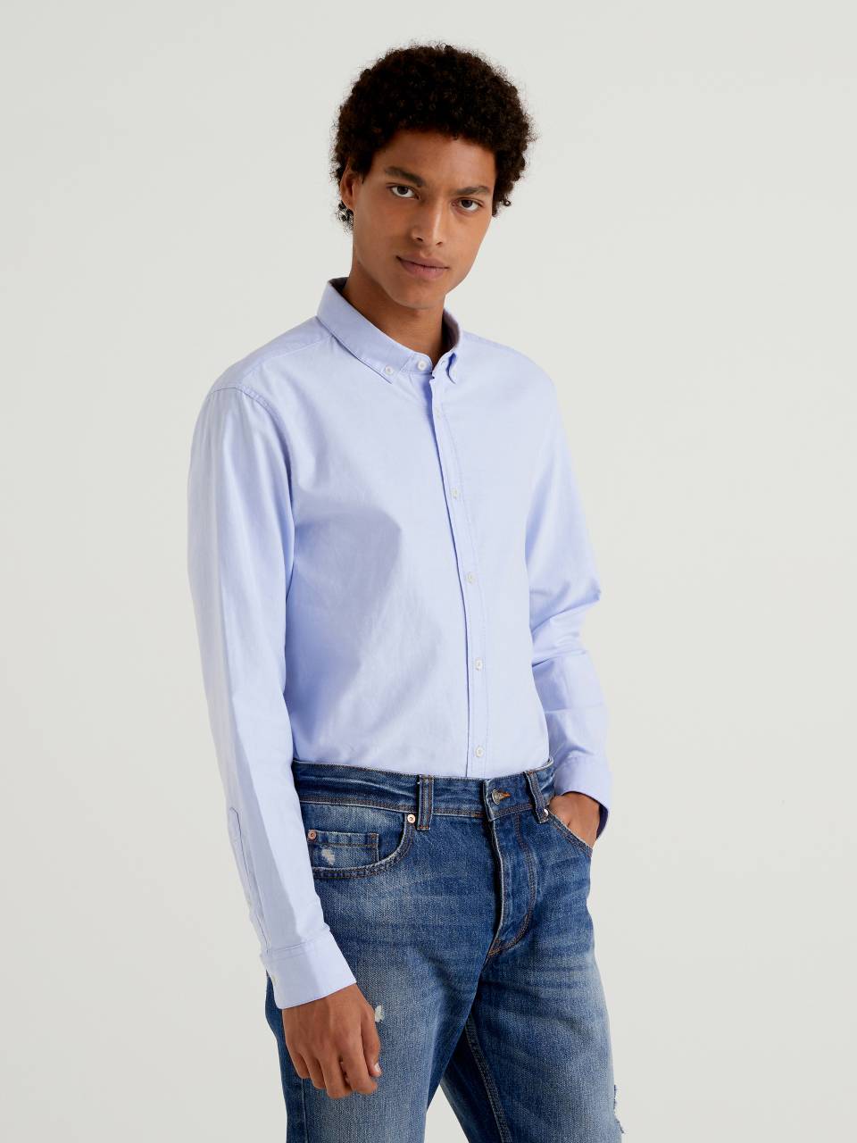 Benetton Slim fit shirt in 100% cotton. 1