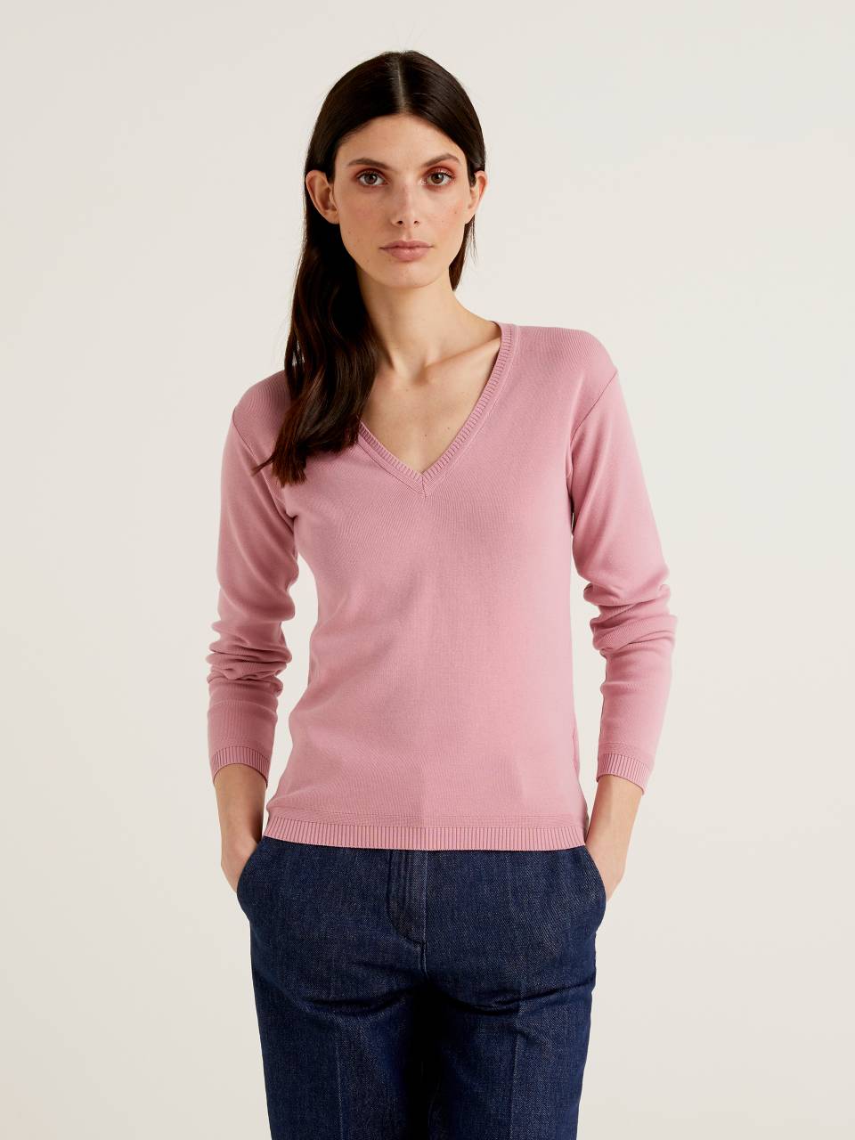 Benetton V-neck sweater in pure cotton. 1